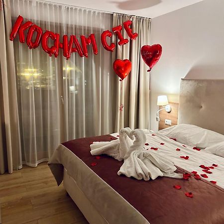 Askana - Basen, Sauny, Jacuzzi Białka Esterno foto