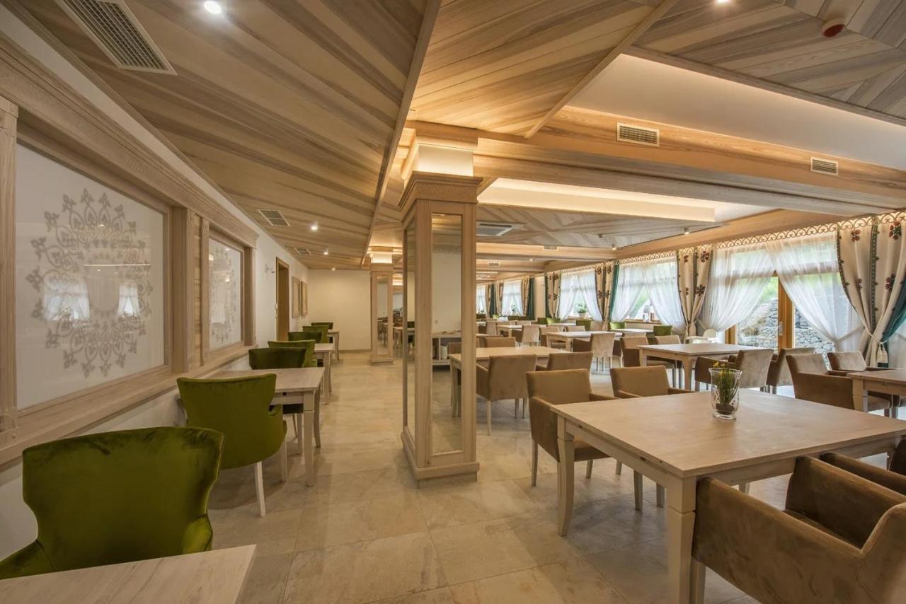 Askana - Basen, Sauny, Jacuzzi Białka Esterno foto