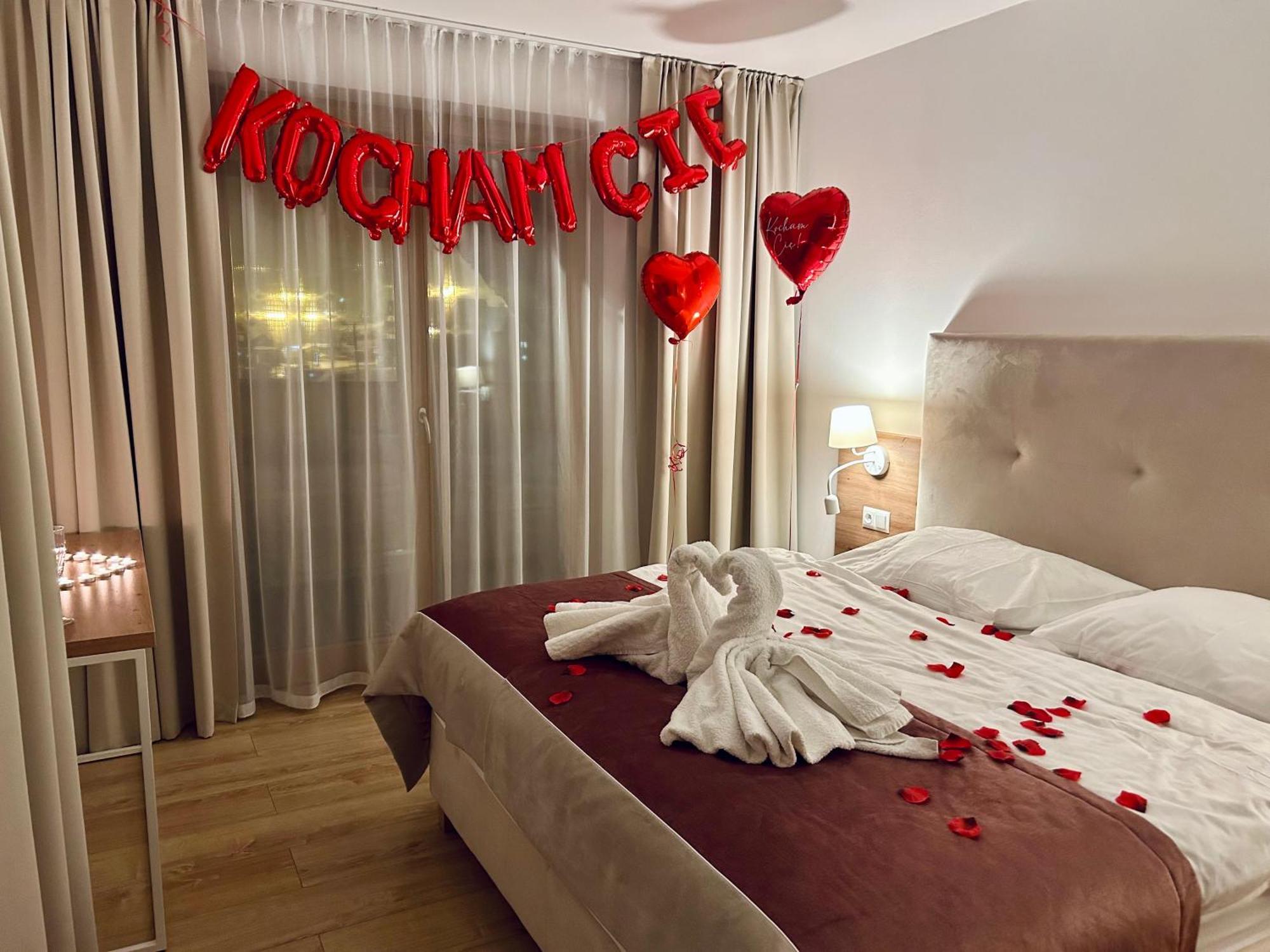 Askana - Basen, Sauny, Jacuzzi Białka Esterno foto